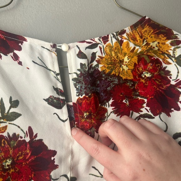 Beautiful blouse size L 12-14 - Picture 6 of 7